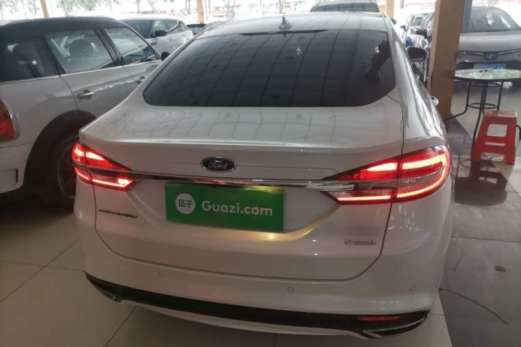 Used Ford Mondeo 2017 EcoBoost 200 Luxury Model
