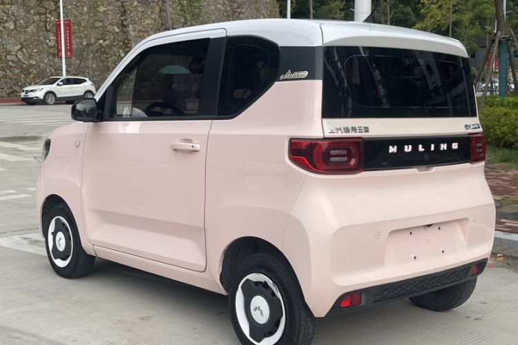 Used Wuling Hongguang MINIEV 2021 Macaron Premium Model – Lithium Iron Phosphate