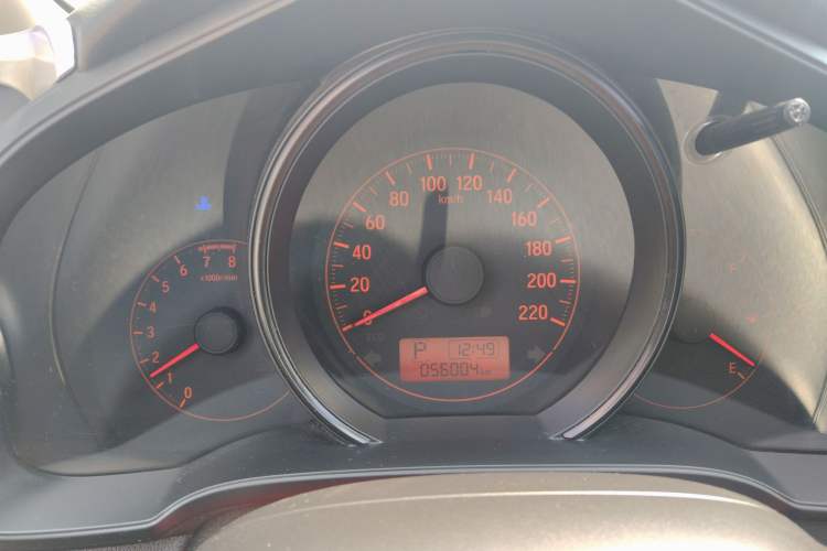 Used Honda Fit 2018 1.5L CVT Comfort Version Odometer Close Up