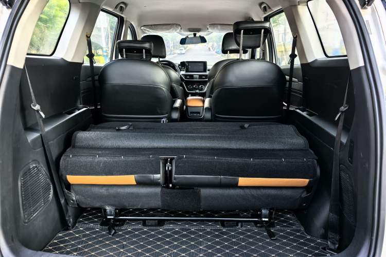 Used Wuling Hongguang S3 2019 1.5L Manual Comfort Model China VI Standard
