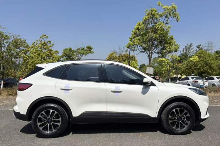 Used Ford Escape 2020 EcoBoost 245 Two-Wheel-Drive Comfort Edition Exterior 7