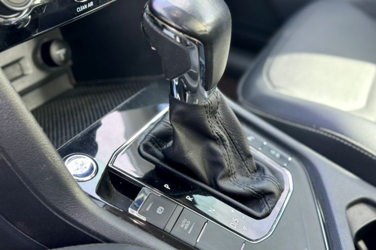 Used Volkswagen Tiguan L 2017 330TSI Automatic Two-Wheel Drive Luxury Edition