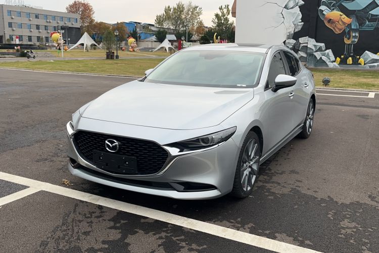 Used Mazda 3 Axela 2020 2.0L Automatic Luxury Version