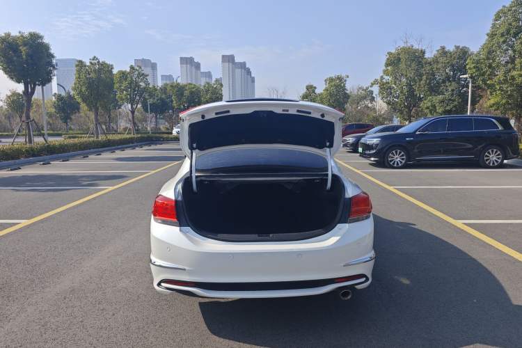 Used Honda Spirior 2017 2.0L Classic Edition
