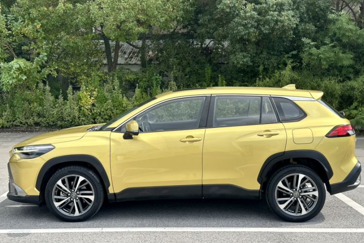 Used Toyota FRONTLANDER 2022 2.0L CVT Luxury PLUS Edition