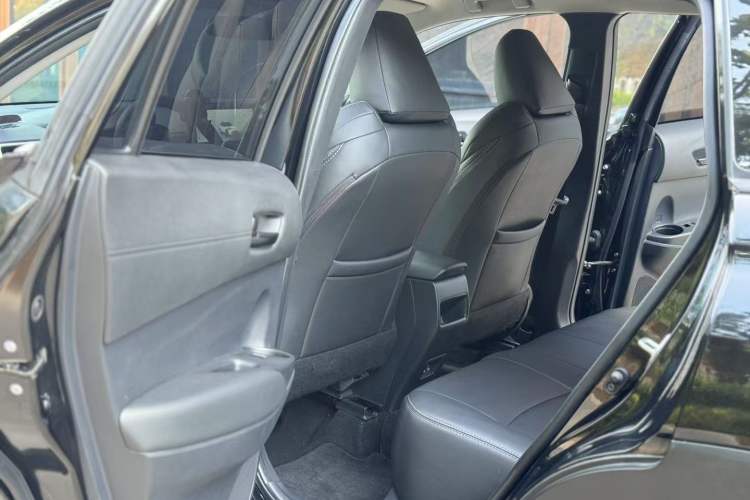 Used Toyota FRONTLANDER 2023 2.0L CVT Elite Edition
