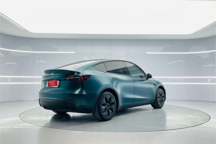 Used Tesla Model Y 2023 Rear-Wheel-Drive Version
