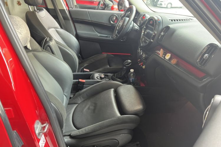 Used MINI Countryman 2019 1.5T COOPER ALL4 Artist Weekend Travel Edition
