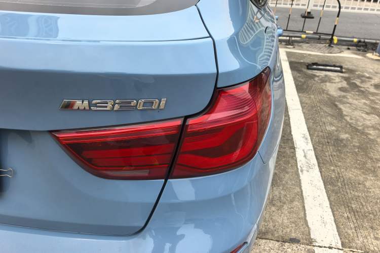 Used BMW 3 Series GT 2018 320i Sport Edition
