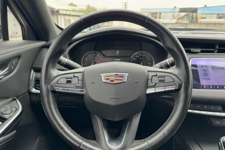 Used Cadillac XT4 2020 Revised Version 28T Two-Wheel Drive Luxury Edition
