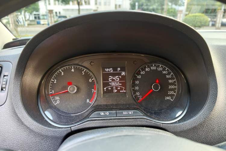 Used Volkswagen Polo 2018 1.5L Automatic Advanced Driving Model Odometer Close Up