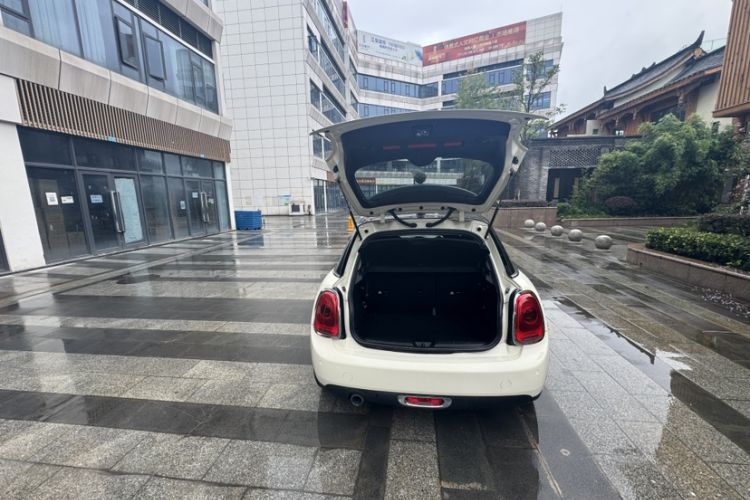 Used MINI MINI 2016 1.5T COOPER Five-Door Edition