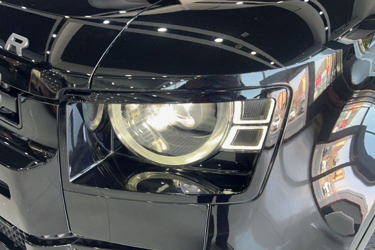 Used Land Rover Defender 2022 110 P400 X-DYNAMIC HSE Exterior 2
