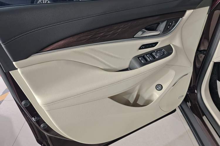 Used Buick Enclave 2020 28T All-Wheel Drive Avenir
