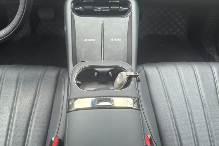 Used AION RT 2025 650 Zhijihao Edition Gear Lever