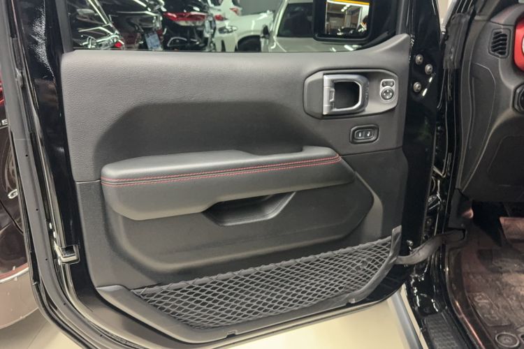 Used Jeep Wrangler 2021 2.0T Robin Hood Four-Door Edition Interior 4