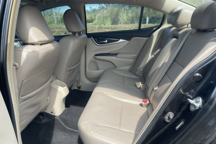 Used Honda Crider 2015 1.8L automatic comfort version