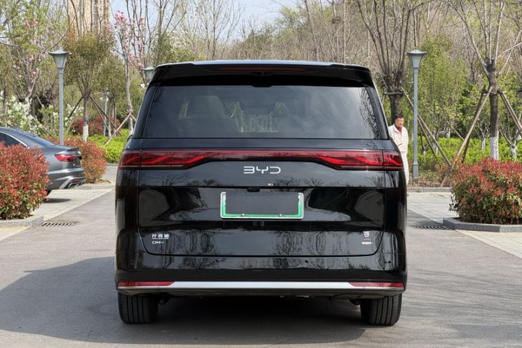 Used BYD Xia 2025 DM-i 1.5T 100km Leading Model Exterior 3