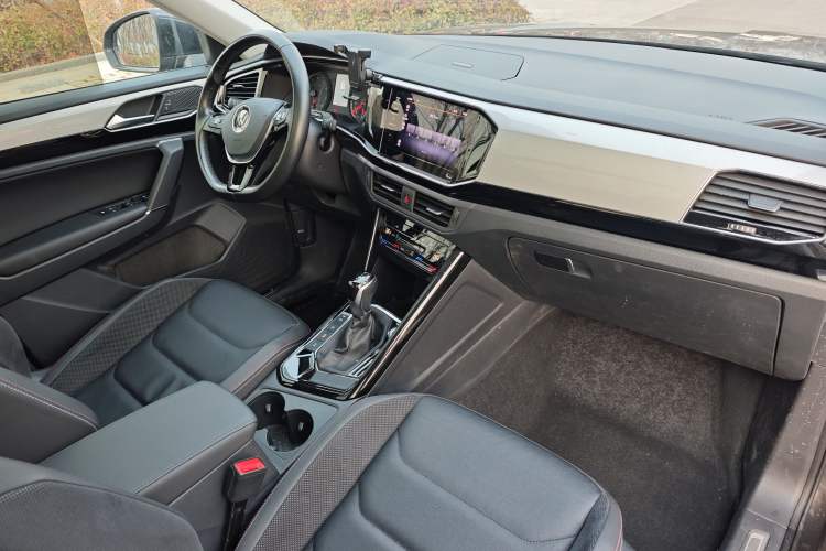 Used Volkswagen Tayron 2020 330TSI Two-Wheel Drive Luxury Smart Connectivity Version