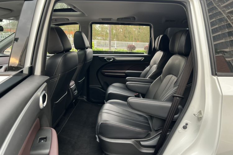 Used GAC Trumpchi M6 2023 PRO 270T DCT Luxury Edition Interior 2