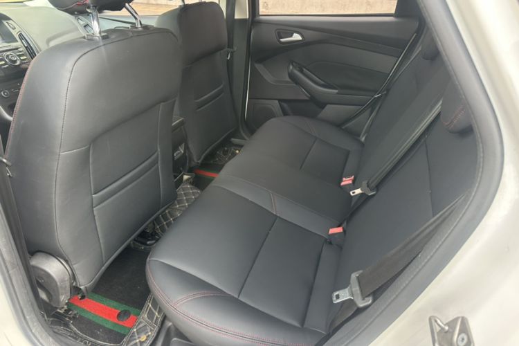 Used Ford Focus 2015 Hatchback 1.6L Manual Comfort Edition