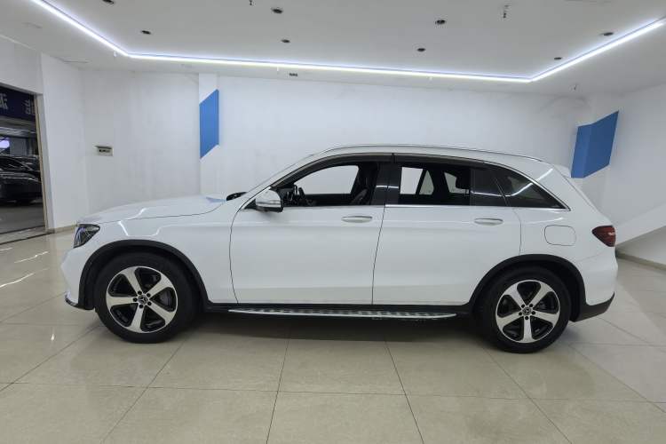 Used Mercedes-Benz GLC 2019 Facelift GLC 260 L 4MATIC Luxury Model