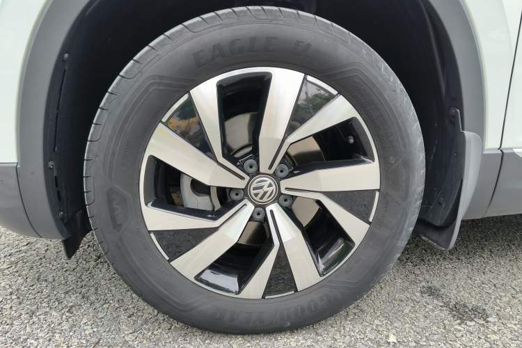 Used Volkswagen Tayron 2020 330TSI Two-Wheel Drive Luxury Smart Connectivity Version