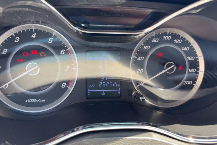 Used Baojun 560 2016 1.5T Manual Comfort Edition