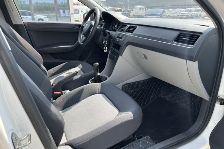 Used Skoda Rapid 2016 1.4L Manual Front-Wheel Drive Model