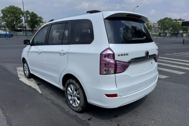 Used Jinbei 750 2015 1.5L Deluxe Model
