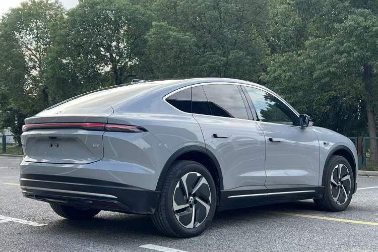 Used Nio EC6 2024 75 kWh
