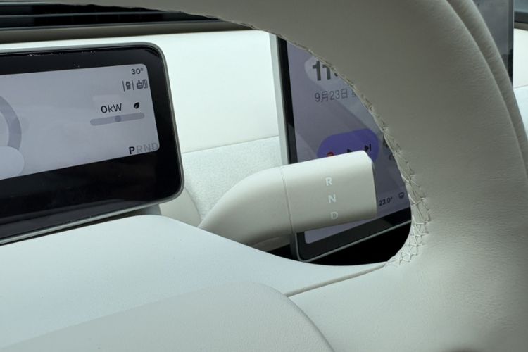 Used firefly firefly 2025 Illuminated Edition
