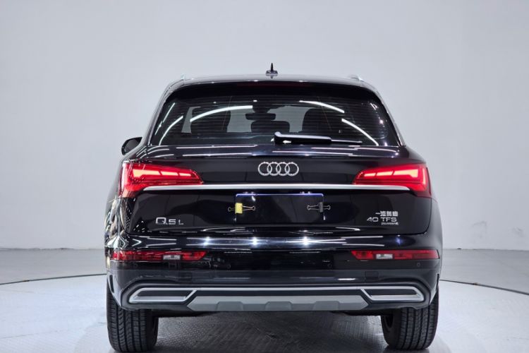 Used Audi Q5L 2022 40T Luxury Elegant Model
