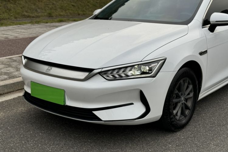 Used BYD Qin PLUS 2021 EV 400KM Leading Comfort Edition Exterior 2