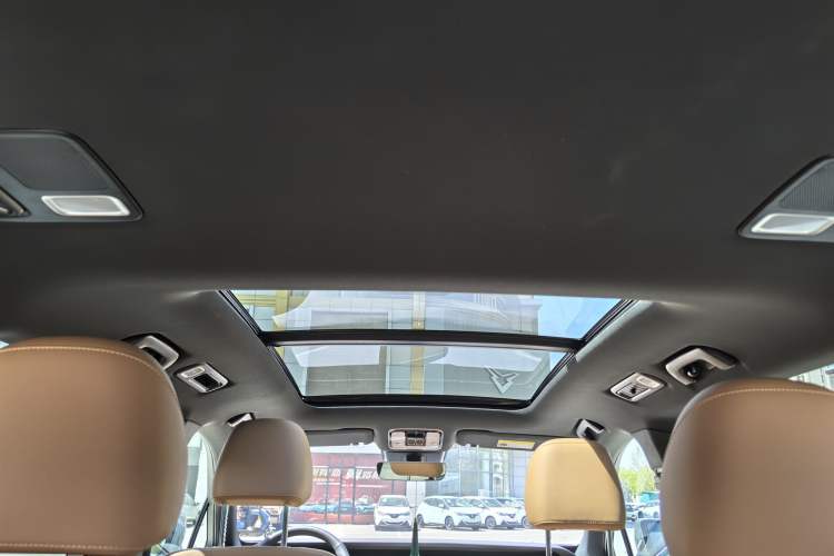 Used Li Auto ONE 2021 Extended-Range 6-Seater Version Headliner