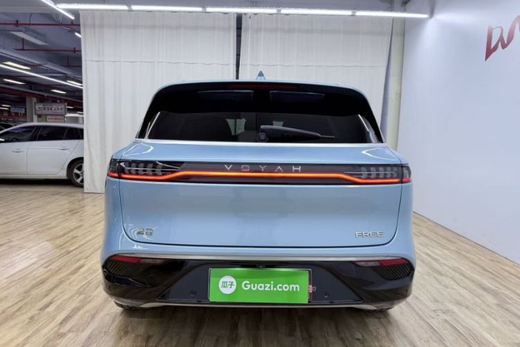 Used VOYAH FREE 2023 Four-Wheel Drive Extended-Range Model with Ultra-Long Range Exterior 6