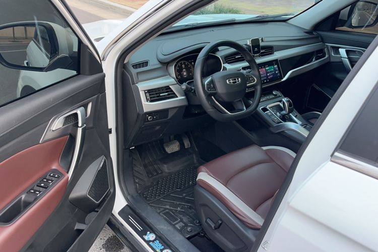 Used Geely Auto Emgrand X7 Sport 2022 1.8TD DCT Zhiya Trim