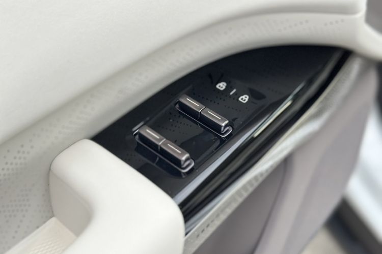 Used Zeekr 7X 2025 75 kWh Rear-Wheel Drive Intelligent Driving Version