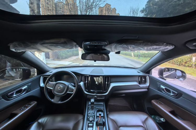 Used Volvo XC60 2021 T5 4x4 Smart Luxury Edition