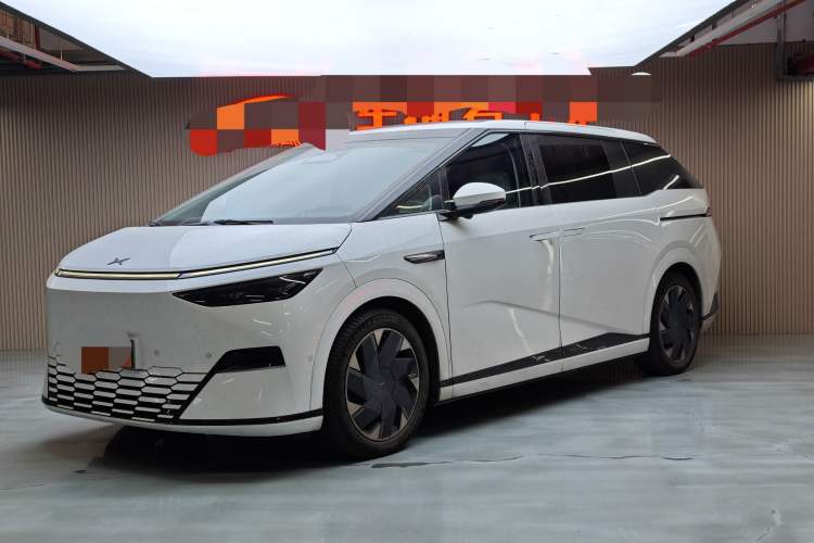 Used XPeng X9 2024 702 Ultra-Long Range Pro