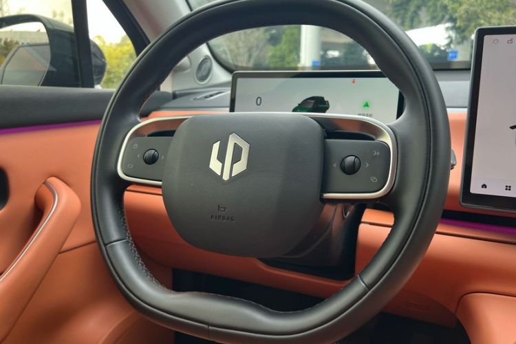 Used Leapmotor C16 2024 Range-Extended 200 Luxury Edition