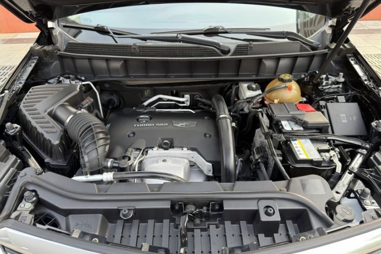 Used Cadillac XT5 2018 25T Luxury Model
