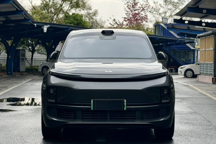 Used Li Auto L9 2022 Max model
