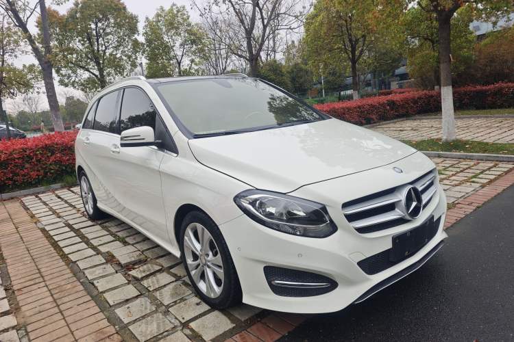 Used Mercedes-Benz B-Class 2015 B 200 Sport Edition Exterior 9