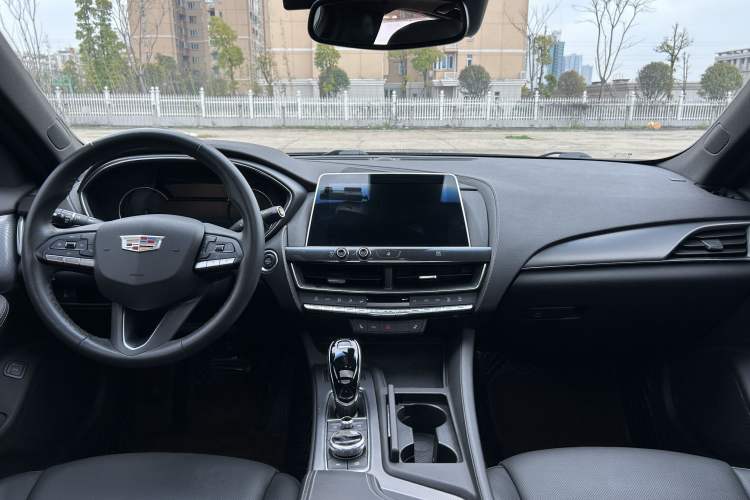 Used Cadillac CT5 2021 Revised 28T Luxury Version Interior 3