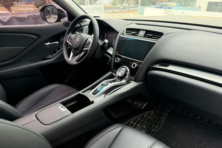 Used Acura CDX 2016 1.5T Two-Wheel Drive Enjoyment Edition
