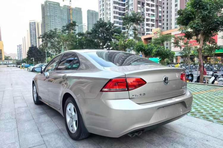 Used Volkswagen Lamando 2017 230TSI DSG Fashion Edition
