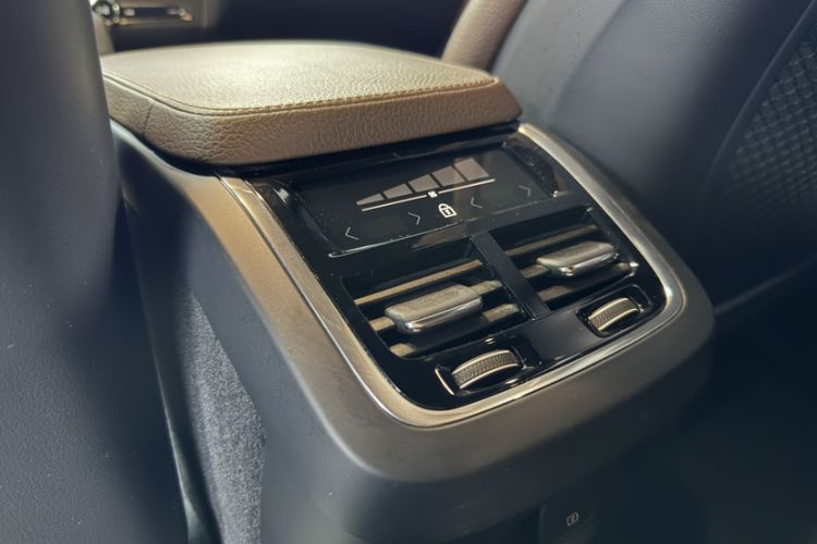 Used Volvo V90 2022 Cross Country B5 AWD Smart Range Edition
