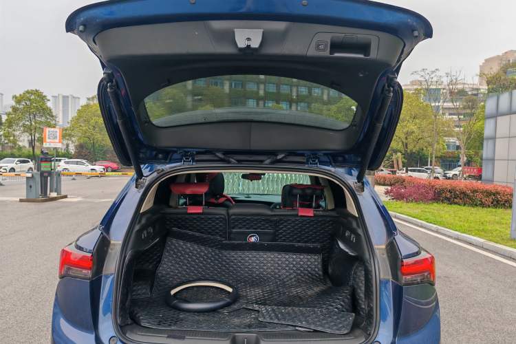 Used Buick Envision 2023 Encore S 652T Two-Wheel-Drive Luxury Model