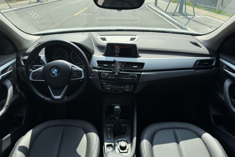 Used BMW X1 2018 sDrive20Li Leading Model
